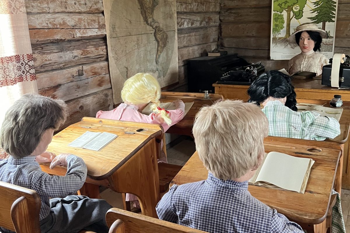 Schule Schwede 100 Jahre